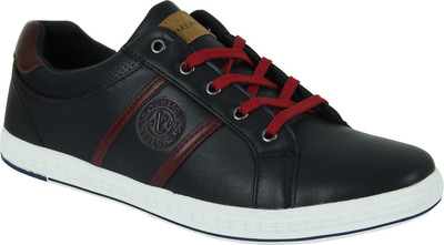 

Numero Uno Casual Shoes For Men(Black)