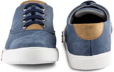 Tashi Brown Sneakers