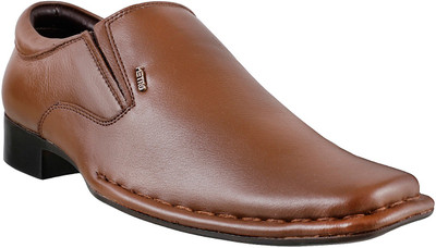 

Metro Awesome Slip On For Men(Tan, 23;tan