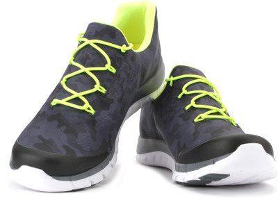 REEBOK ZPUMP FUSION CAMO Men Running Shoes For Men(Grey, Graphite/gry/yellow/white