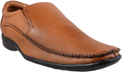 

Mochi Awesome Slip On For Men(Tan, 23;tan