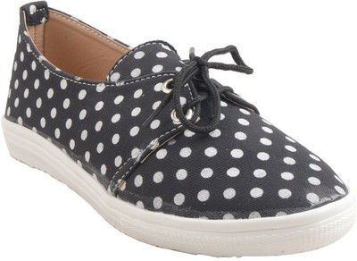 

Adorn Cool and Fashionable Casuals For Women(Black)
