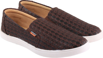 

Go India Store Loafers For Men(Brown