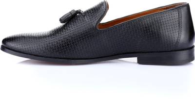 Red Tape Slip On