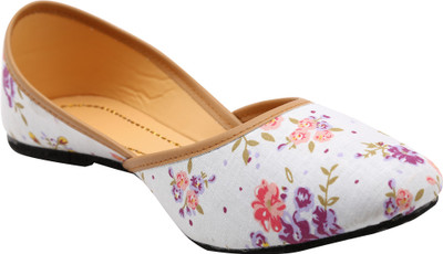 

Ridhi Sidhi Bellies For Women(White)