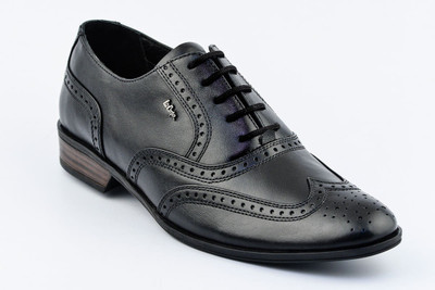 

Lee Cooper Men Genuine Leather Lace Up Shoes For Men(Black)