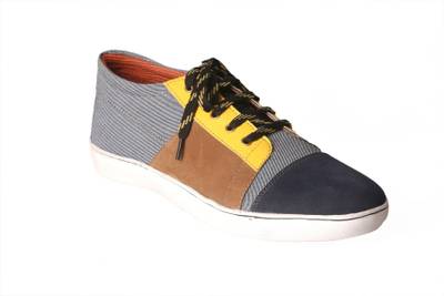 Volt Sneakers