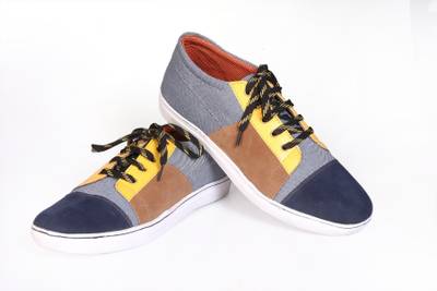 Volt Sneakers