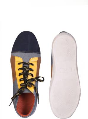 Volt Sneakers