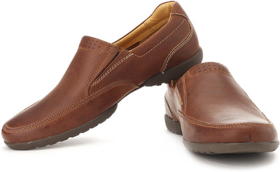 

Clarks Recline Free Genuine Leather Slip On Shoes For Men(Tan, Tan leather