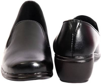 Trilokani T84 Slip On
