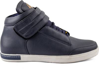 WoodMark Sneakers, Casuals