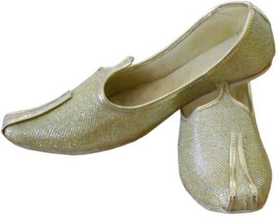 

Rajsahi Jutis For Men(Gold, Golden