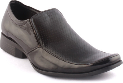 

Zapatoz Black Perforated Patent Slip On Shoes For Men(Black)