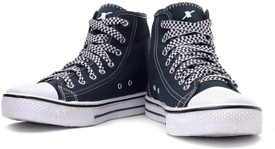 

Sparx SM-65 Canvas Sneakers For Men(White, Blue)