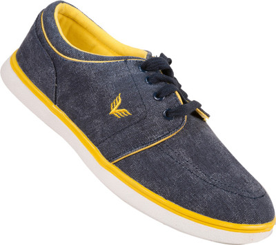 

Vestire Casual Shoes For Men(Blue, Yellow