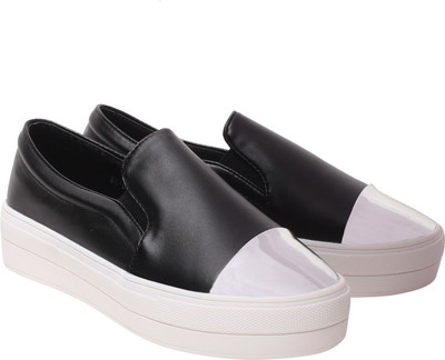 

Klaur Melbourne Slip On Sneakers For Women(Black, White