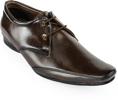 Baaj Lace Up