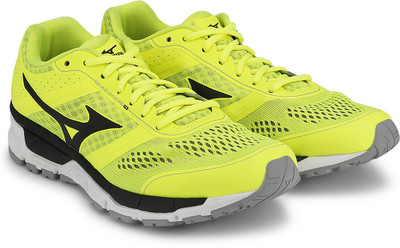 

Mizuno Synchro Mx Walking Shoes For Men(Green, Safety yellow::black::silver