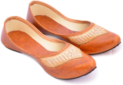 

Myra Leather Mojaris For Women(Brown)