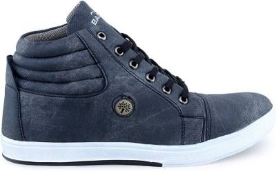 U2 Sneakers