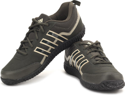 

ADIDAS VOLTRON Hiking & Trekking Shoes For Men(Multicolor), Fango/natbei/black