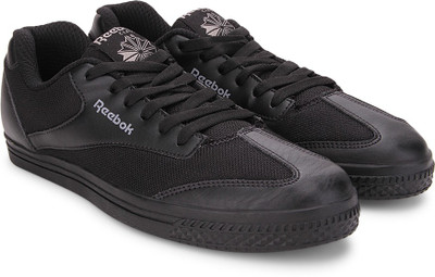 

REEBOK CLASS BUDDY Sneakers For Men(Black