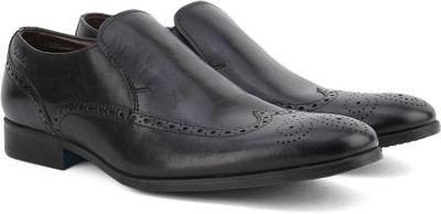 

Clarks Banfield Slip Men Genuine Leather Slip On For Men(Black