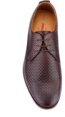 Red Tape Slip On