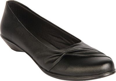 55% OFF on Indulgence Elegent Bellies For Women(Black) 55% OFF on Indulgence Elegent Bellies For Women(Black)