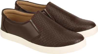 

Quarks Loafers For Men(Brown