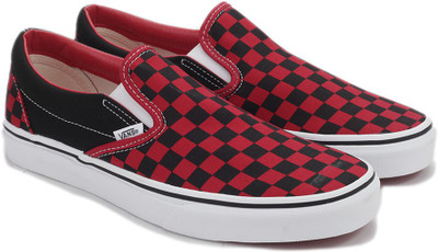

Vans CLASSIC SLIP-ON Loafers For Men(Multicolor, Black/formula one checkerboard