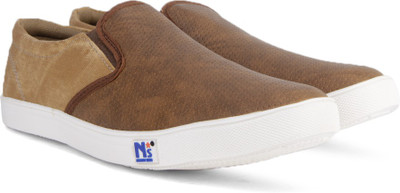 

North Star by Bata JOE Loafers For Men(Brown