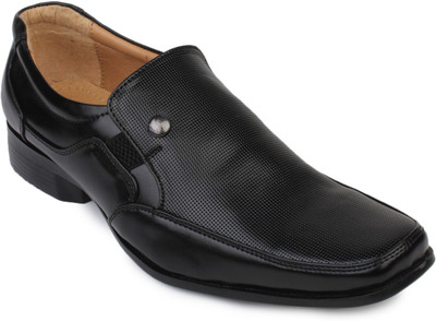 

Metrogue Formal shoes For Men(Black
