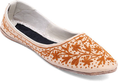 

Paduki Ethnic Footwear For Women(Khaki