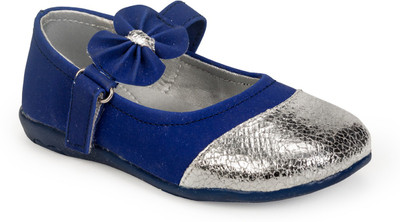 

Khadim's Girls, Blue