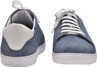 DIBS Sneakers, Casuals