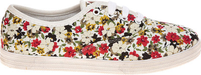 

Elan Girls, White