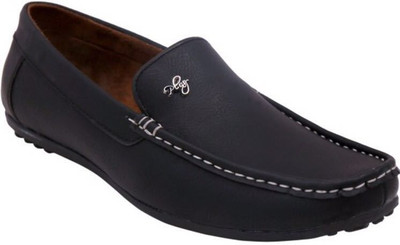 Wakefield Boys, Black