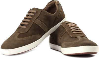 

Louis Philippe Casuals For Men(Brown
