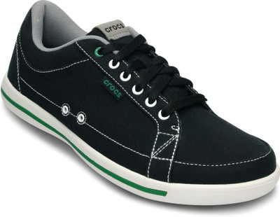 Crocs Evercourt Sneakers For Men(Black, Black/white