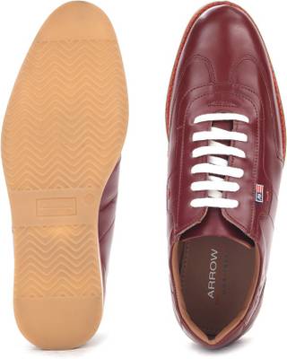 Arrow Sneakers