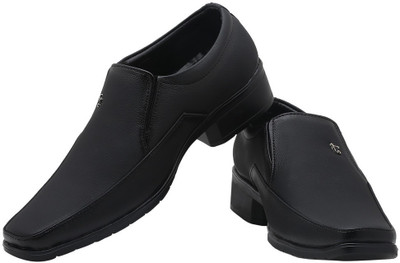 

Footrest Casuals For Men(Black