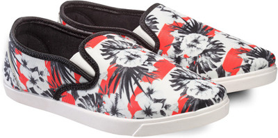 

Nell Casuals For Women(White