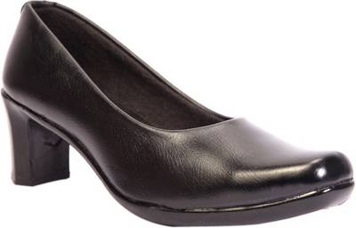 Trilokani T69 Slip On Shoes
