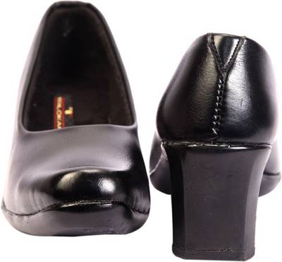 Trilokani T69 Slip On Shoes