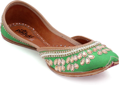 

Paduki Ethnic Footwear Mojaris For Women(Green