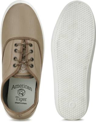 Globalite Stellar Men Sneakers