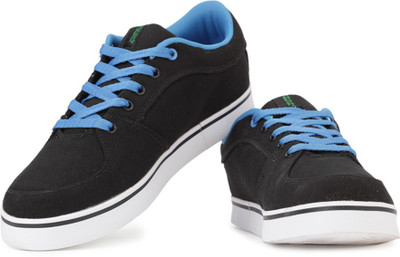 

United Colors of Benetton Men Sneakers For Men(Black, Blue), 700