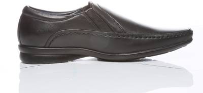 Bata Mc Lean Slip On shoes
